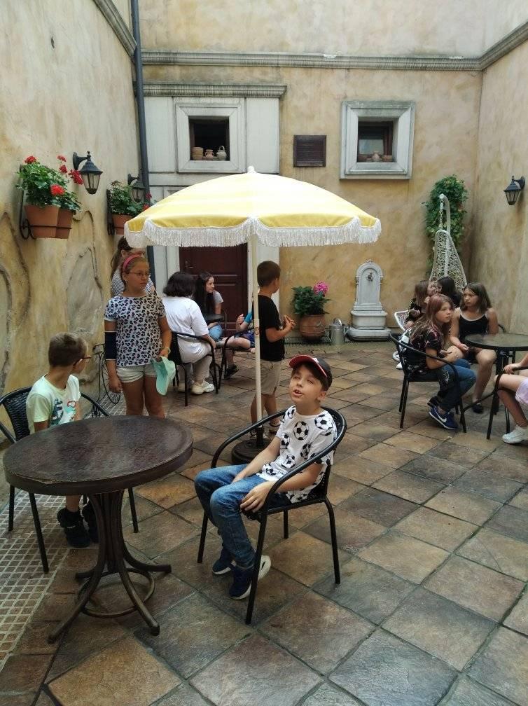 231255907_10216091779927805_610634692017898621_n